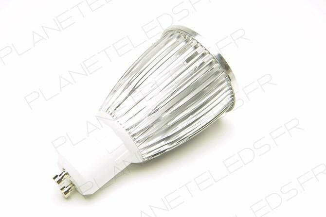 http://www.planeteleds.fr/images/lamp/gu105wg.jpg