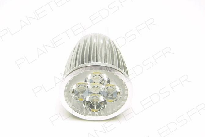 http://www.planeteleds.fr/images/lamp/gu105wg.jpg