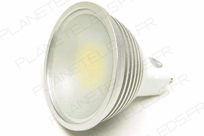http://www.planeteleds.fr/images/lamp/mr16cobldjg1.jpg