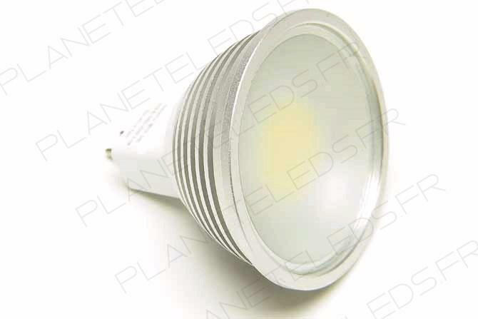 http://www.planeteleds.fr/images/lamp/mr16cobldjg1.jpg