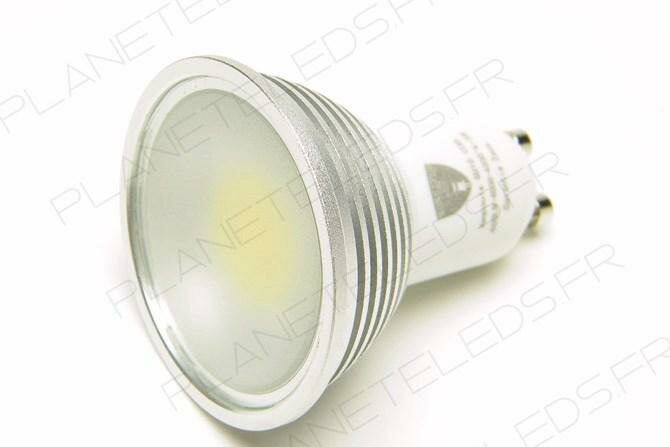 http://www.planeteleds.fr/images/lamp/gu10cob5wldjg.jpg