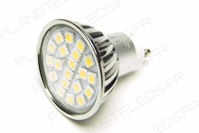http://www.planeteleds.fr/images/lamp/gu1020lsmd5050wwg.jpg