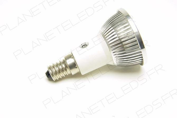 http://www.planeteleds.fr/images/lamp/e144wg.jpg