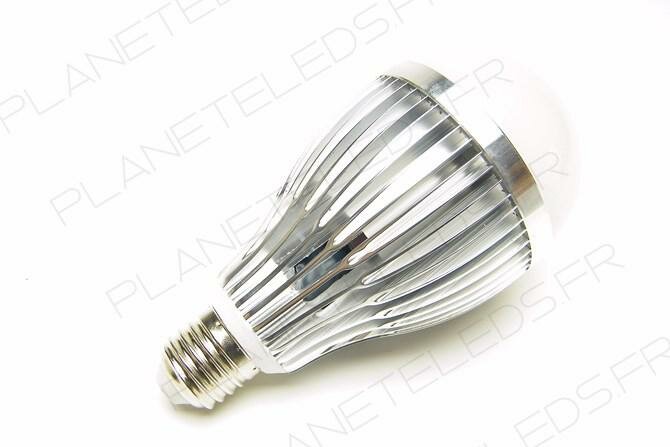http://www.planeteleds.fr/images/lamp/e27cob12w.jpg