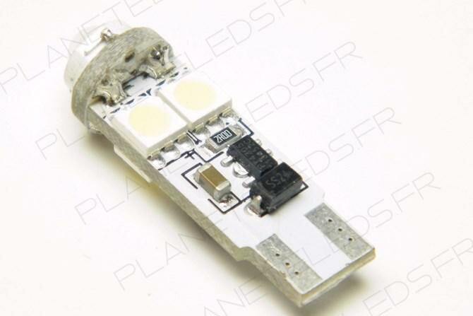 Ampoule Led T10 CANBUS 4 Leds SMD5050 + 1 leds HP 1W Blanches