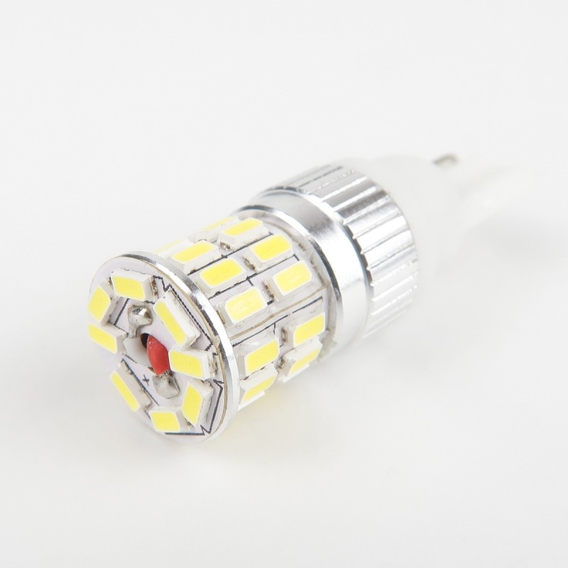 Eclairage LED pour voiture et moto : Ampoule LED T10 - W5W - 36 Leds Blanches Canbus