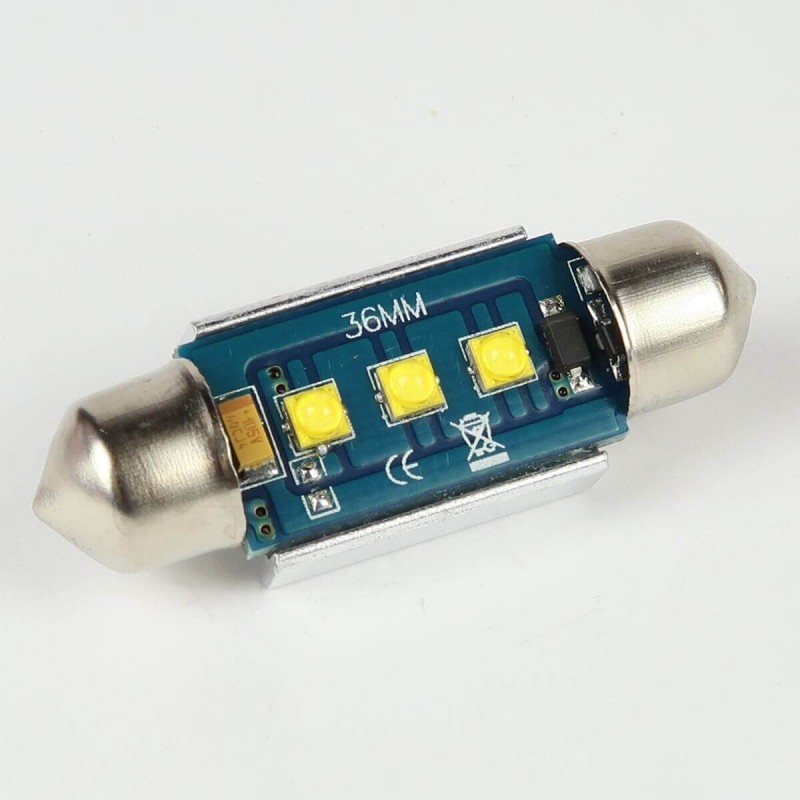 Eclairage LED pour voiture et moto : Ampoule navette 3 LEDs CREE 36mm