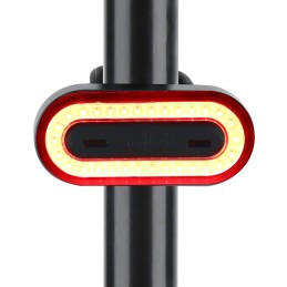 Feux rouge de position clignotant pour piéton, vélo.