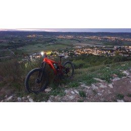 Lampe longue portée pour vélo